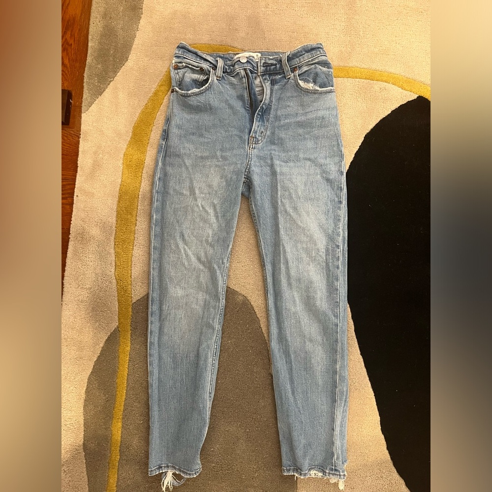 Abercrombie & Fitch- The Ankle Straight Ulta High Rise